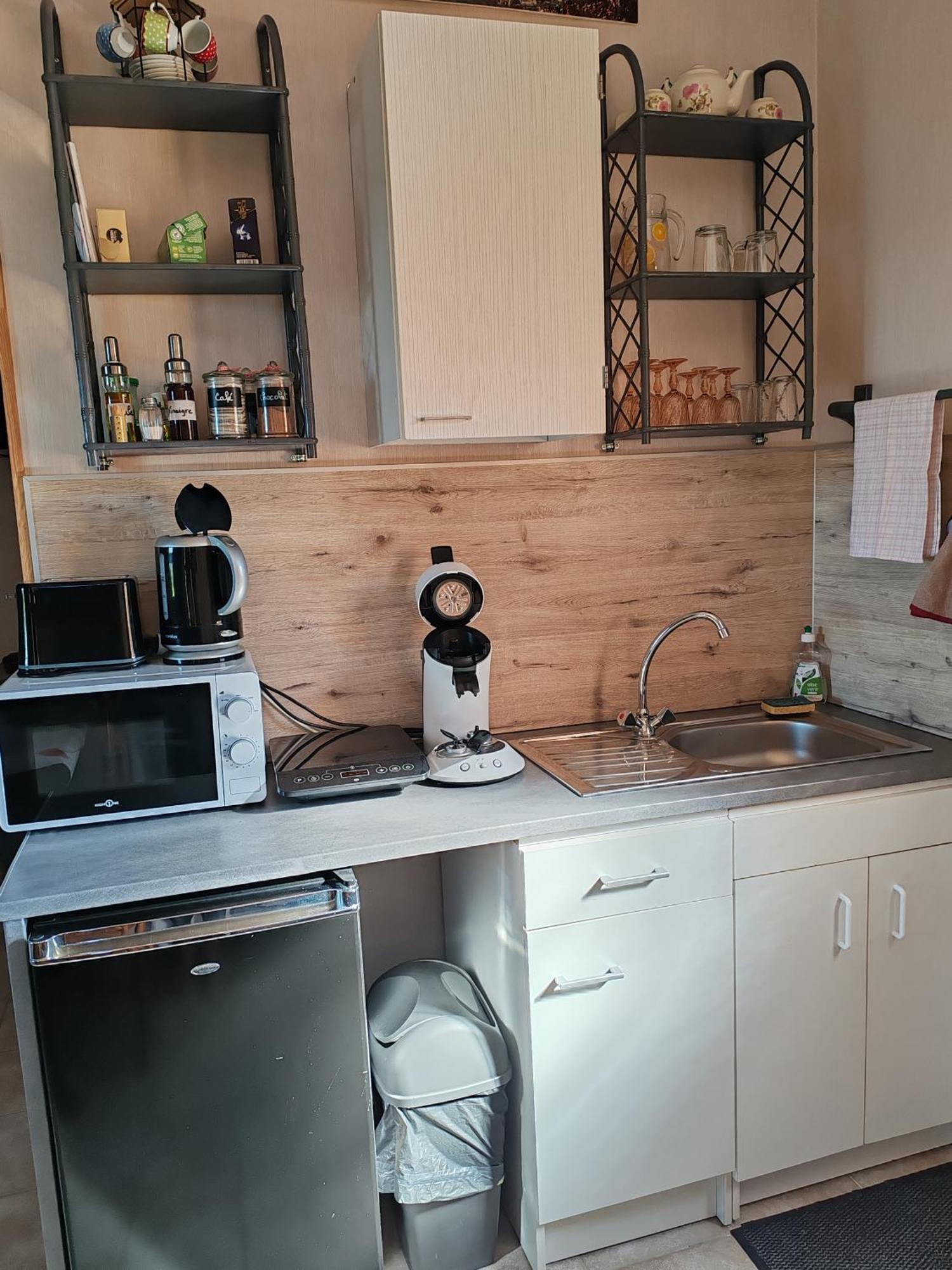 Studio Meuble Independant Chez L'Habitant Uchaux Cameră foto